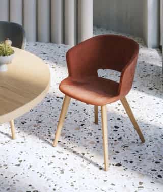 Rendering 3D di prodotto - Poltrona rossa velluto - Archivision Studio