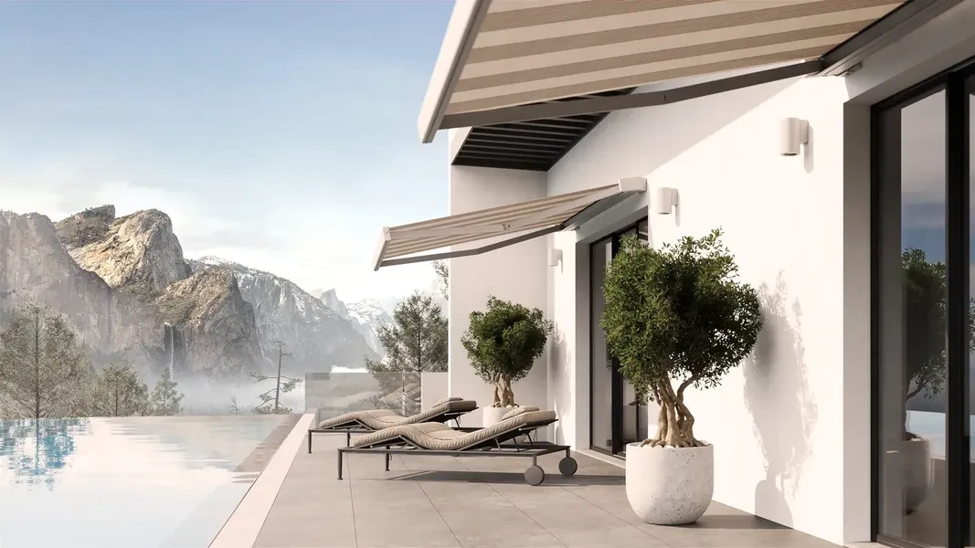 Terrazza Modera Con Piscina E Vista Montagna